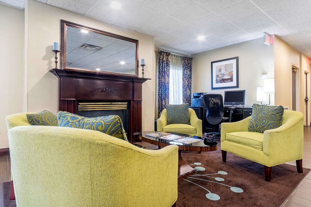 Hampton Inn Richmond 2