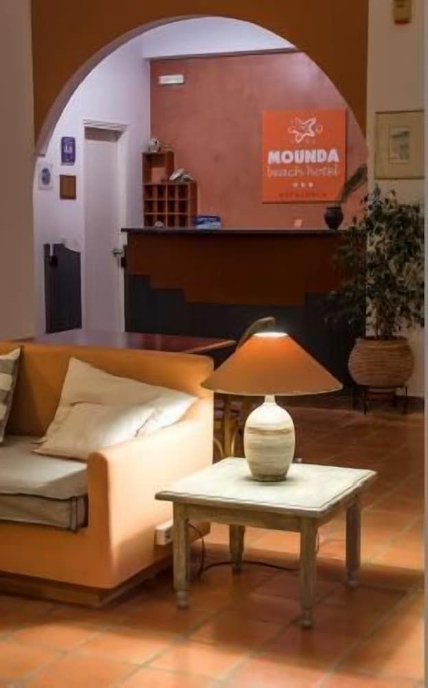 Mounda Beach Hotel 3