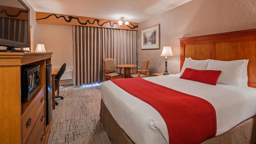 Best Western Plus Rivershore Hotel 4 estrellas en Oregon City