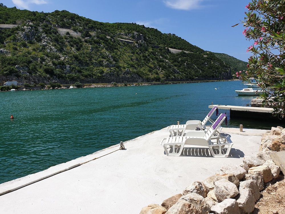Apartments La Luna 4 estrelas em Mokošica