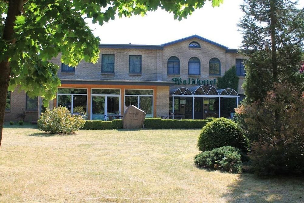 Waldhotel Boizenburg -1 estrellas en Boizenburg