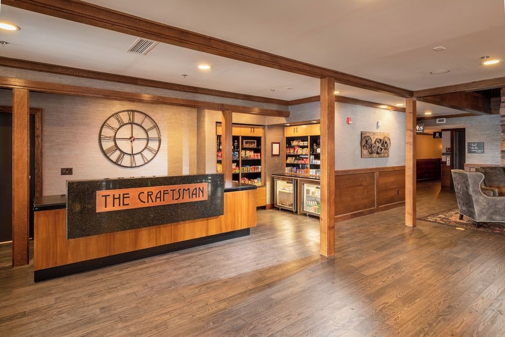 The Craftsman Inn & Suites 3
