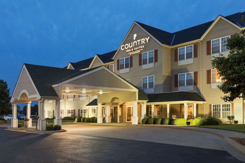Country Inn & Suites by Radisson, Salina, KS 3 estrellas en Salina