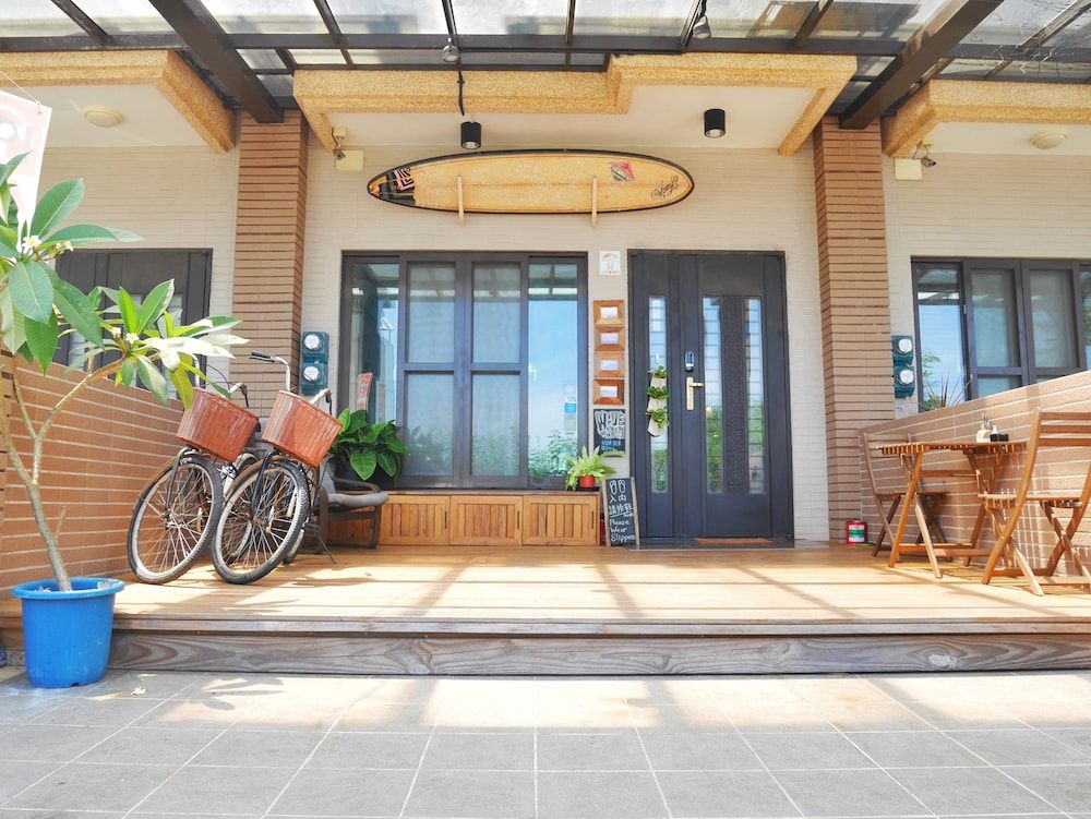 Wave Backpackers - Hostel -1 estrellas en Toucheng