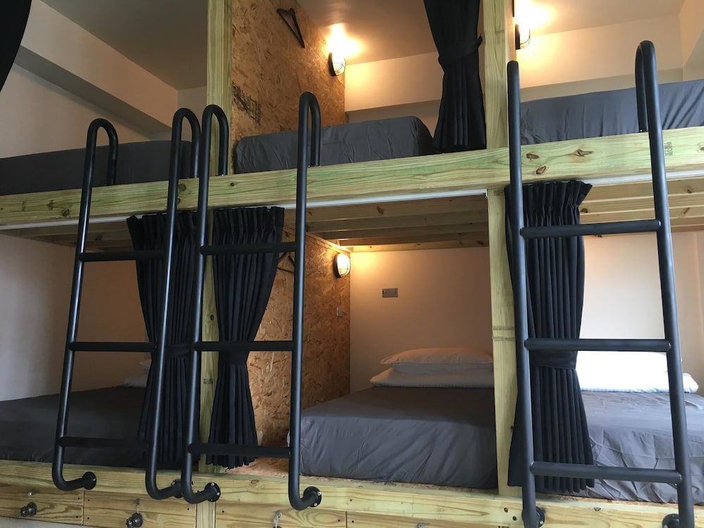 Wave Backpackers - Hostel 2