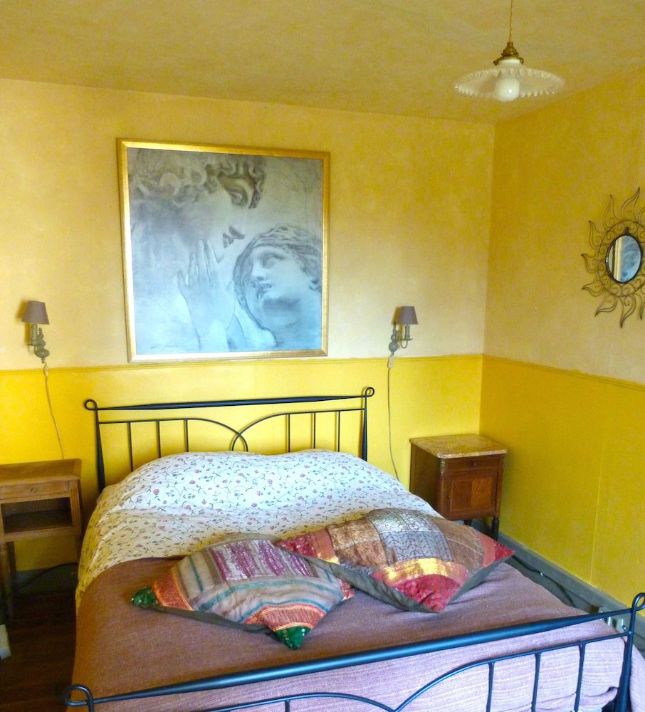 Chambre d'Hôtes la Fougeraie -1 étoiles à Malvières