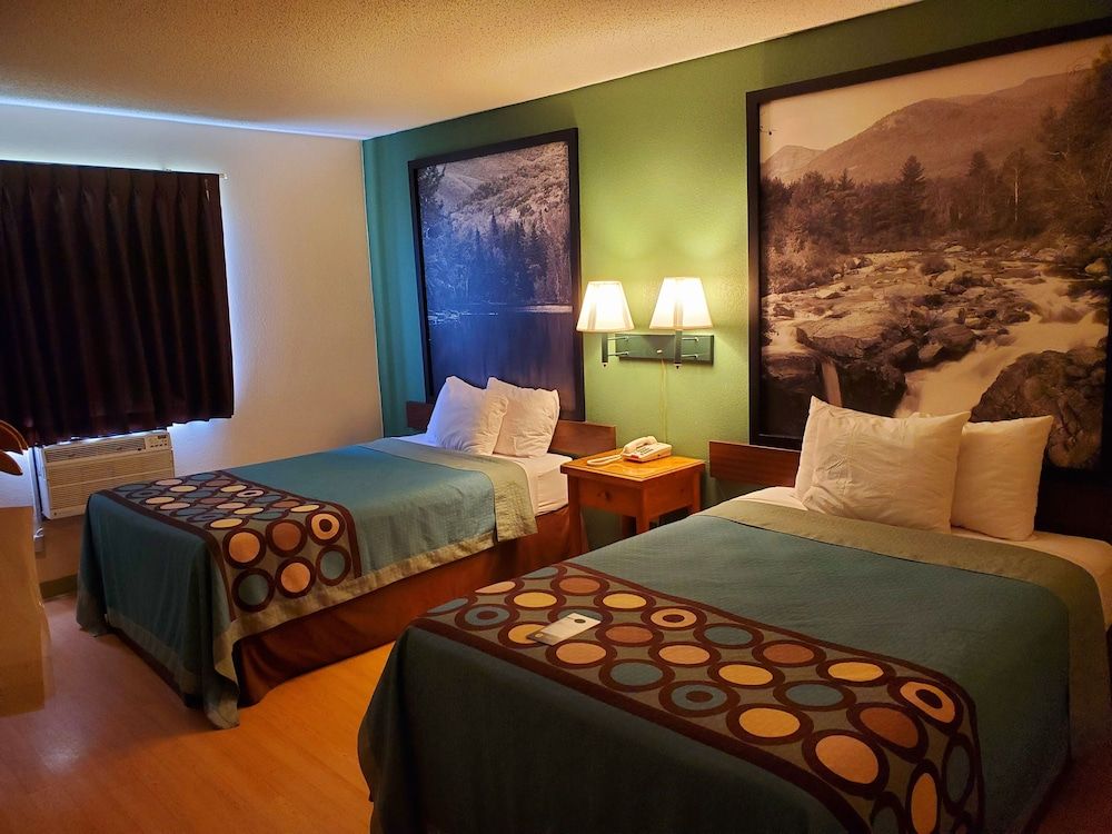 Super 8 by Wyndham Ticonderoga 3