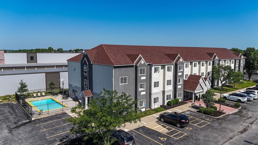 Sonesta Essential Hotels & Suites Kansas City/Blue Springs 2 estrellas en Blue Springs
