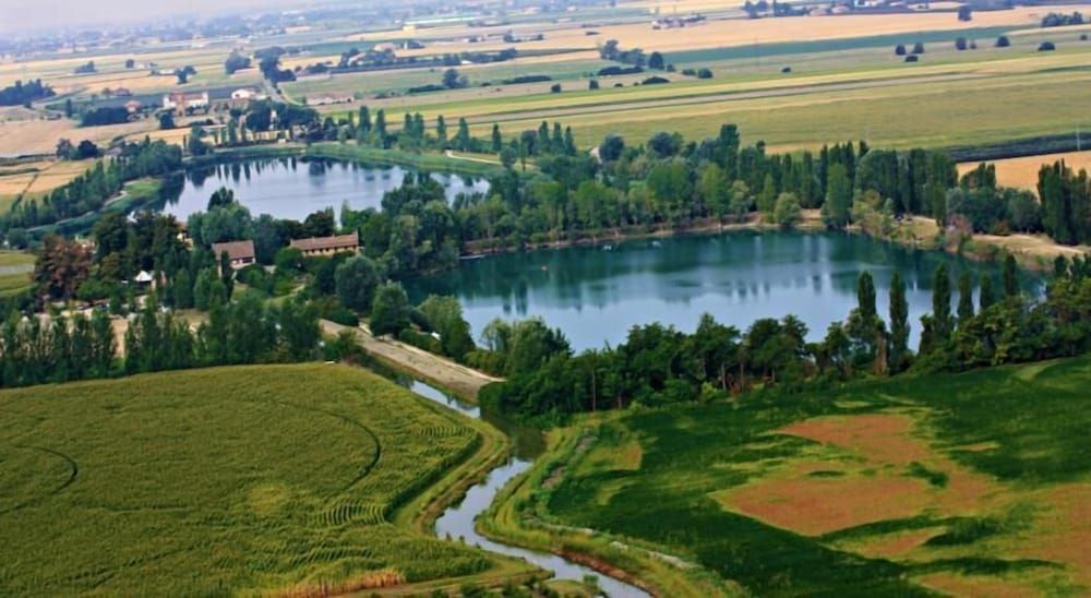 Agriturismo Due Laghi -1 estrelas em Gambulaga