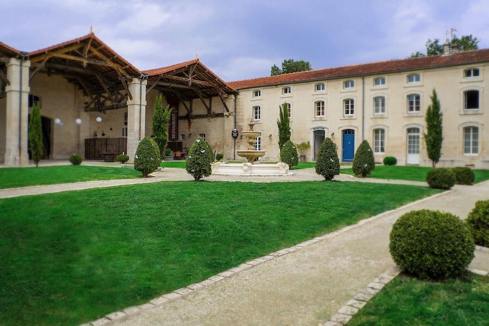 Domaine des Chais 3 estrellas en Thénac