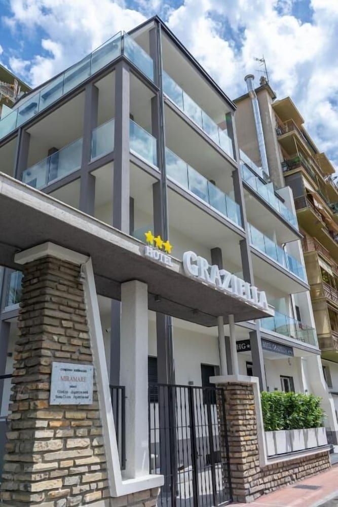 Hotel Graziella 3 estrellas en Arma di Taggia