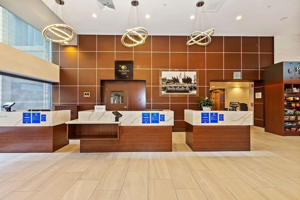 Doubletree by Hilton Whittier Los Angeles 3