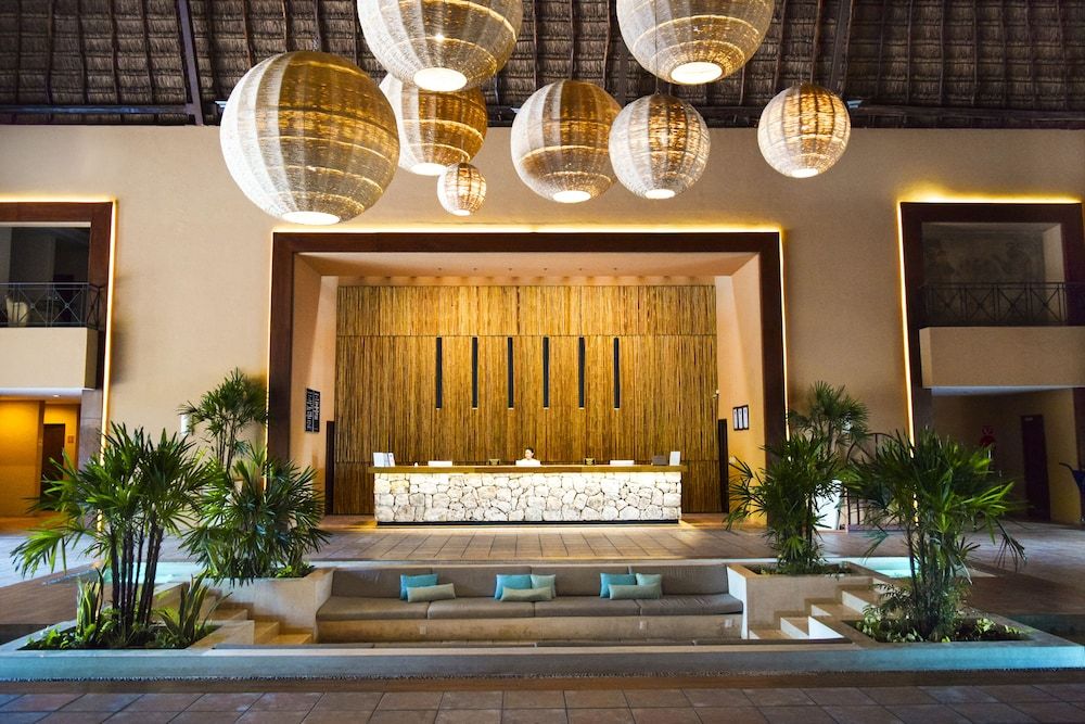 Reef Yucatan Hotel and Convention Center All Inclusive 3