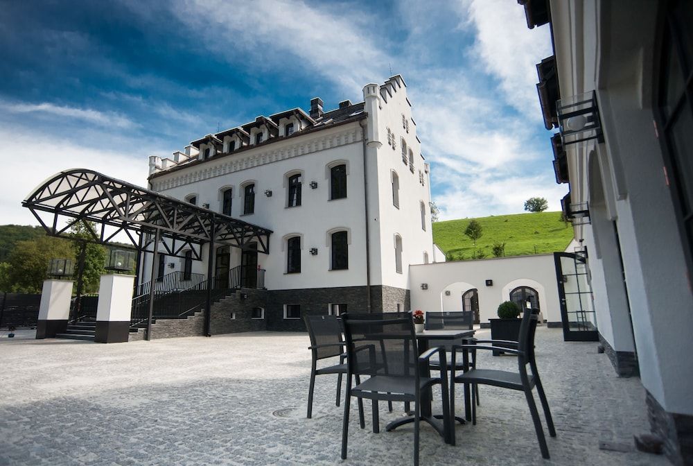 Hotel Pałac Jugowice 4 estrellas en Wałbrzych