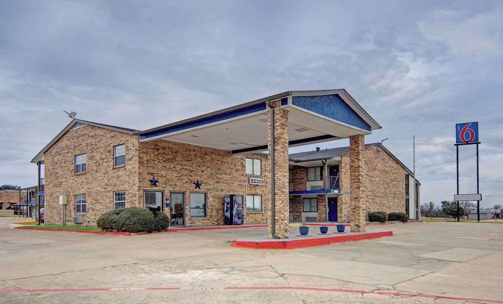 Motel 6 Red Oak, TX - Dallas 2 estrellas en Red Oak
