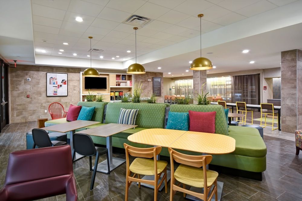 Home2 Suites by Hilton Frankfort 3