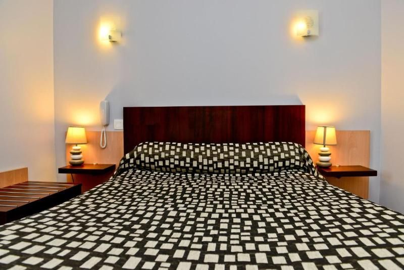 Logis Hotel L'Amandier 3