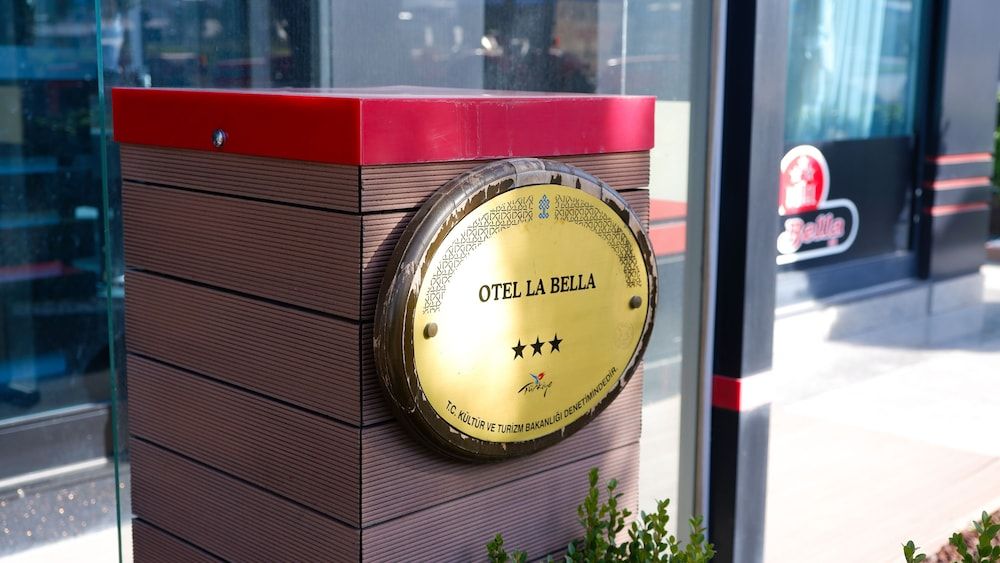 Hotel La Bella Soma 3 estrellas en Soma