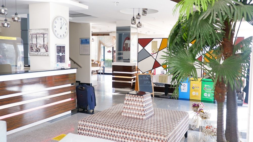 Hotel La Bella Soma 3