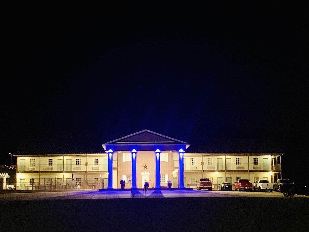 Weston Inn & Suites 2 estrellas en Rusk