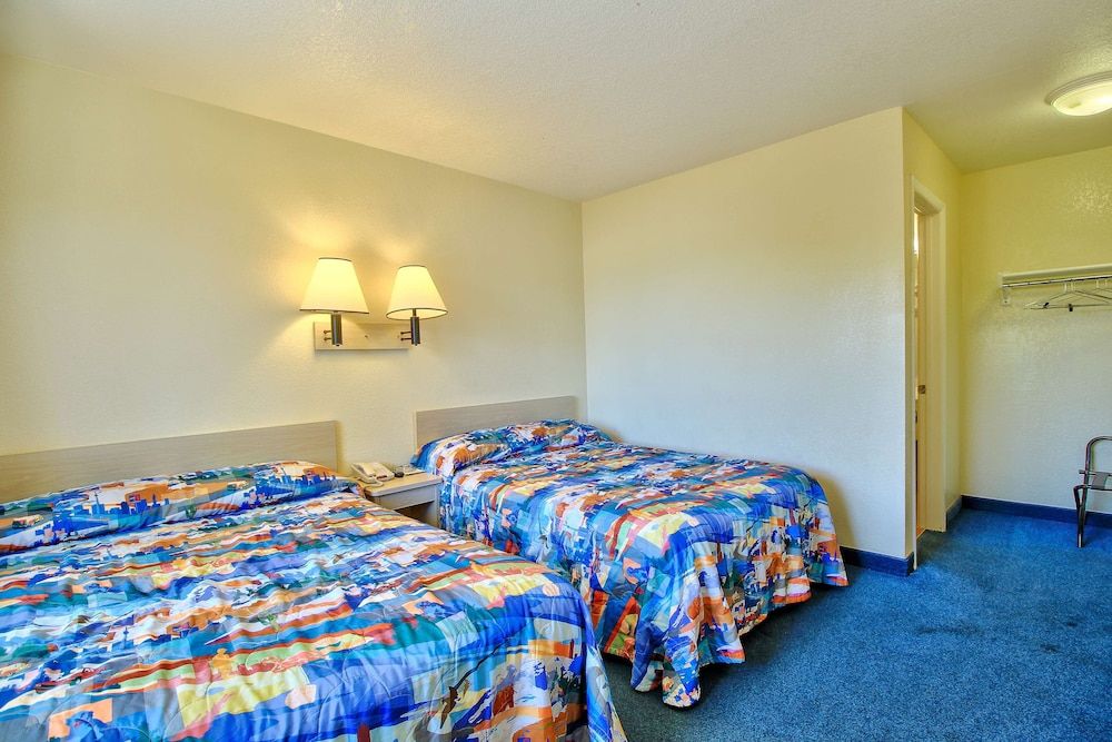 Motel 6 Nogales, AZ - Mariposa Road 3