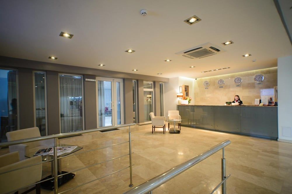 Optima Collection Kharkiv Hotel 3
