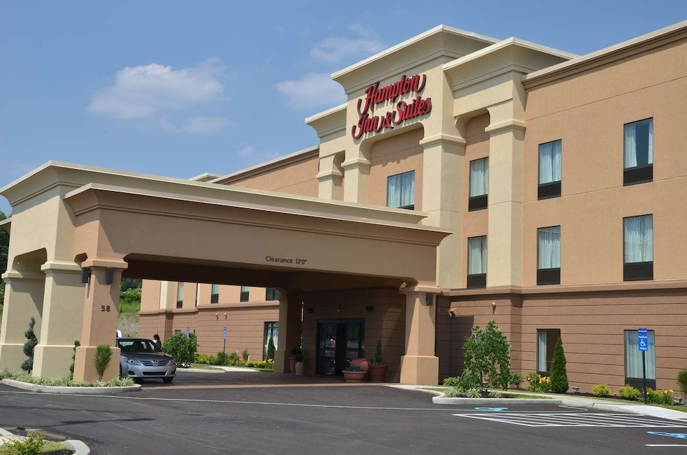 Hampton Inn & Suites Sharon 3 estrellas en West Middlesex