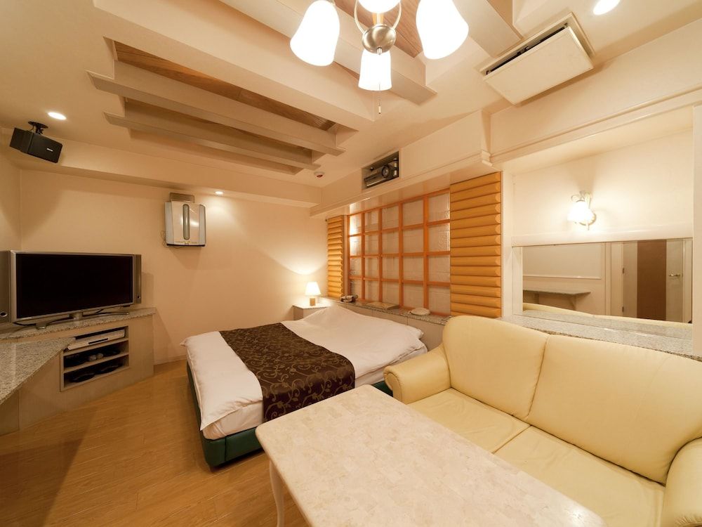 Fine Biwako I 3