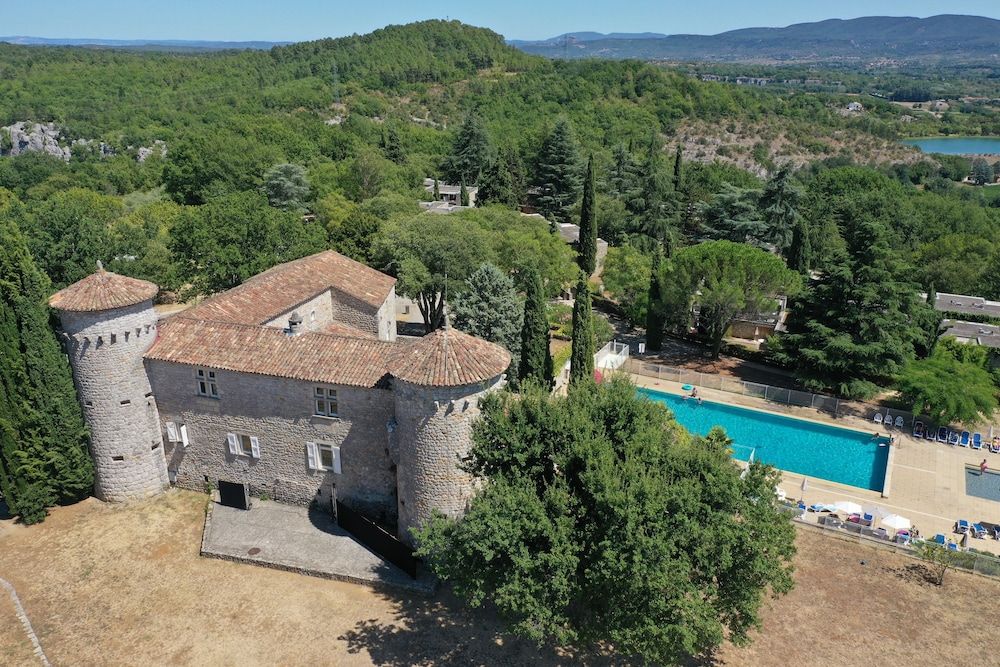 Résidence Vacances Bleues Lou Castel 3 estrellas en Casteljau