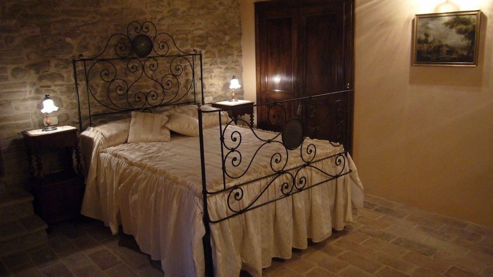 Borgo Storico Cisterna 3