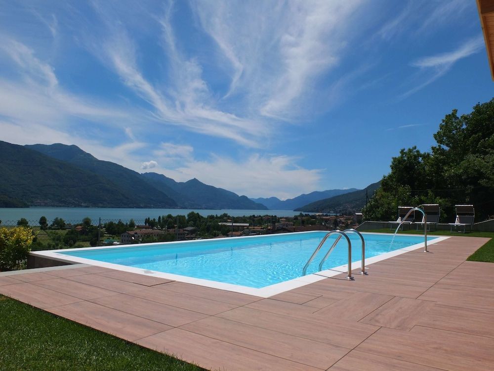 Residence Vacanze Relax Lago di Como -1 estrelas em Gravedona
