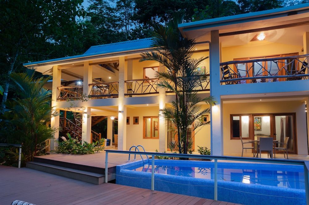 Monos Locos - Portasol Vacation Rental 2