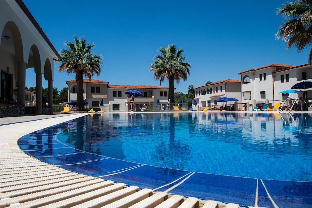 Amari Hotel 3 estrellas en Metamorfosi