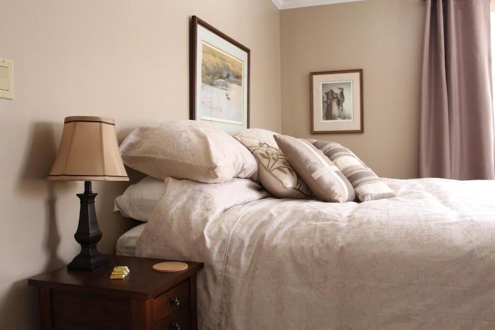 Tailwinds B&B 2