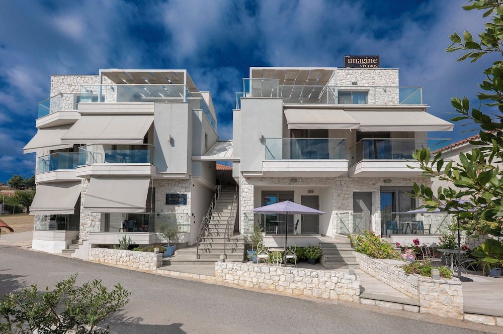 Imagine Studios -1 estrelas em Paliouri