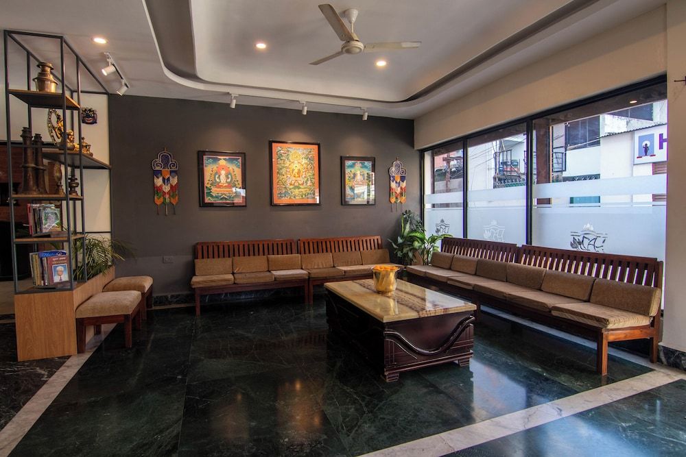 Hotel Ananda Inn 2