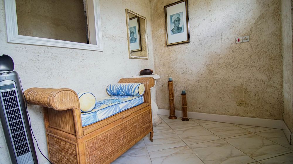 Seacruise Villa 2