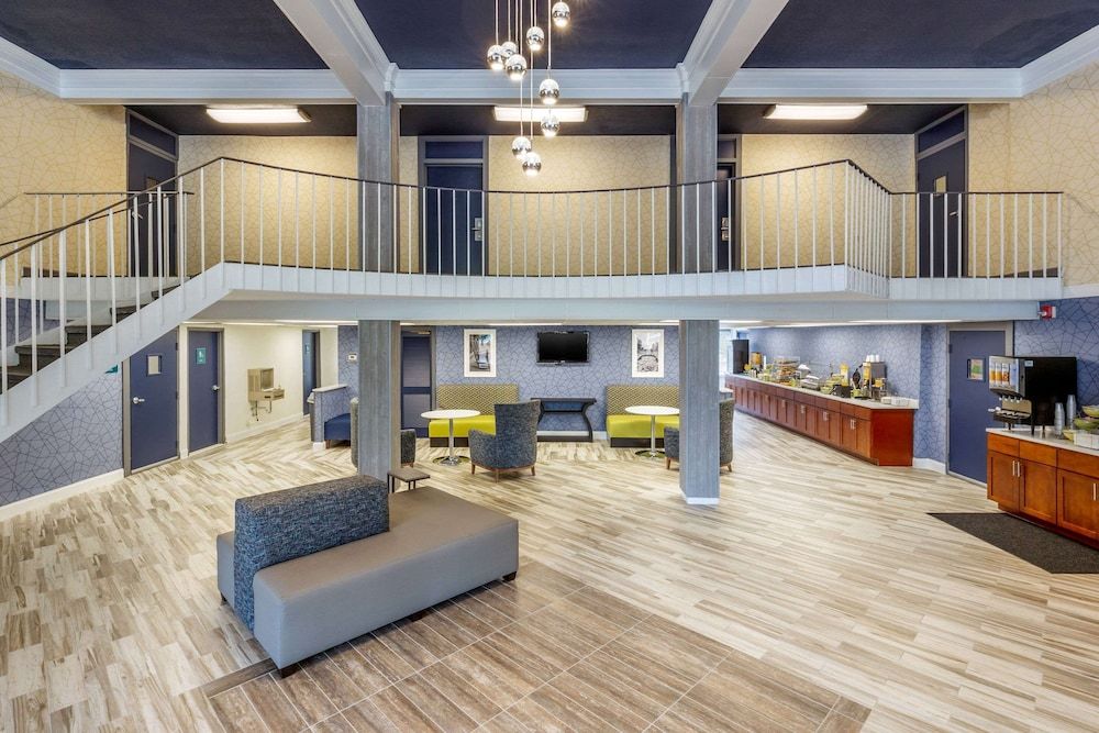 Quality Inn & Suites Apex - Holly Springs 3
