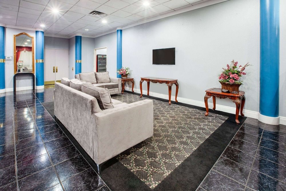 Baymont by Wyndham Northwood 3