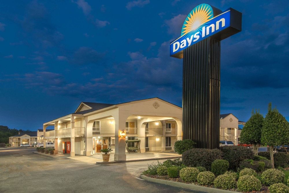 Days Inn by Wyndham Shorter 2 estrellas en Shorter