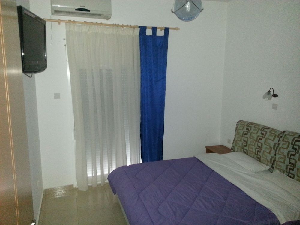 The Blue Apartments and Beach 2