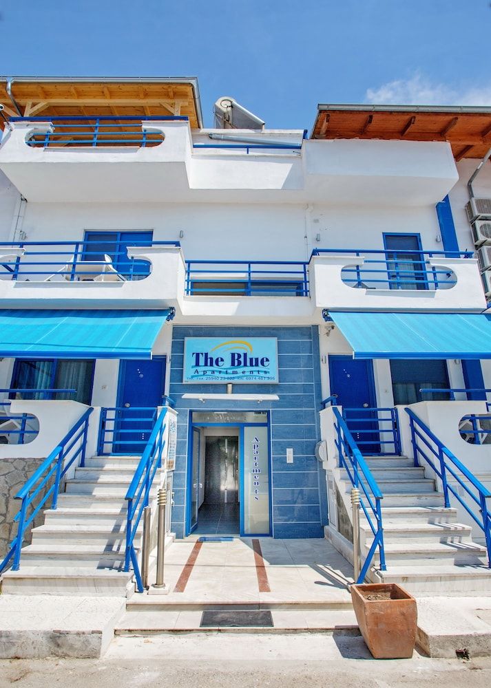 The Blue Apartments and Beach -1 estrellas en Nea Peramos