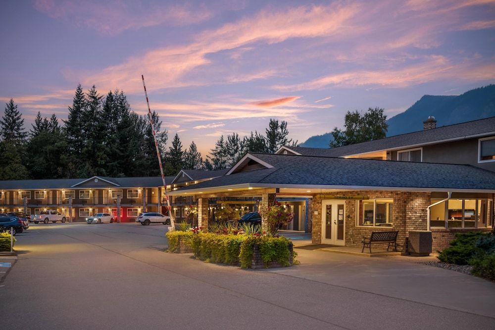 Best Western Sicamous Inn 4 estrellas en Sicamous
