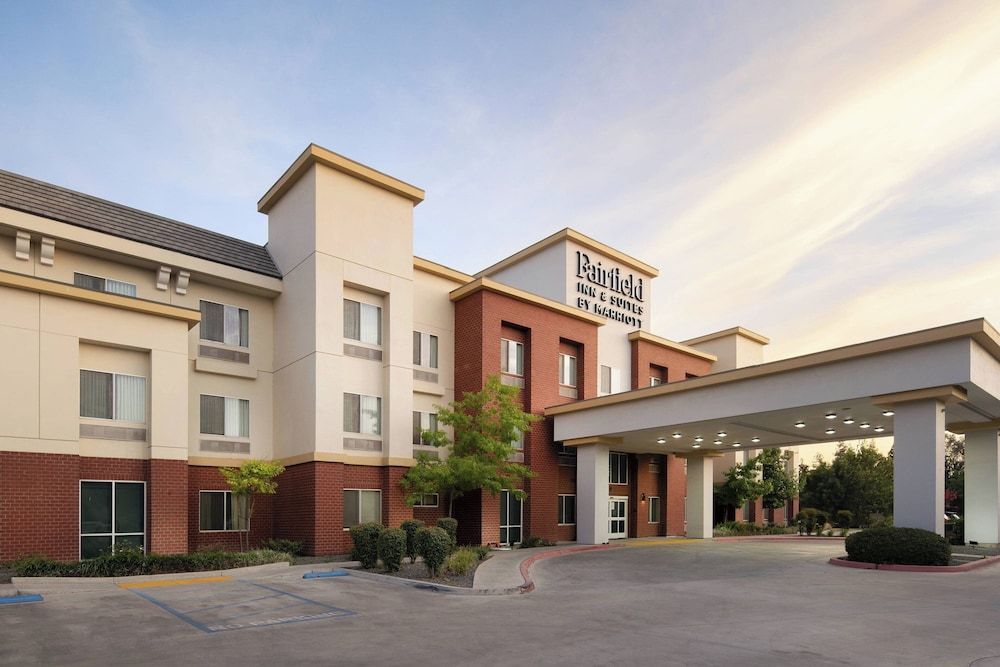 Fairfield Inn & Suites Visalia Tulare 3 estrelas em Tulare