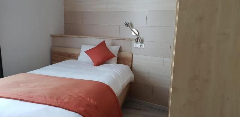Logis Hostellerie De L'etoile 2