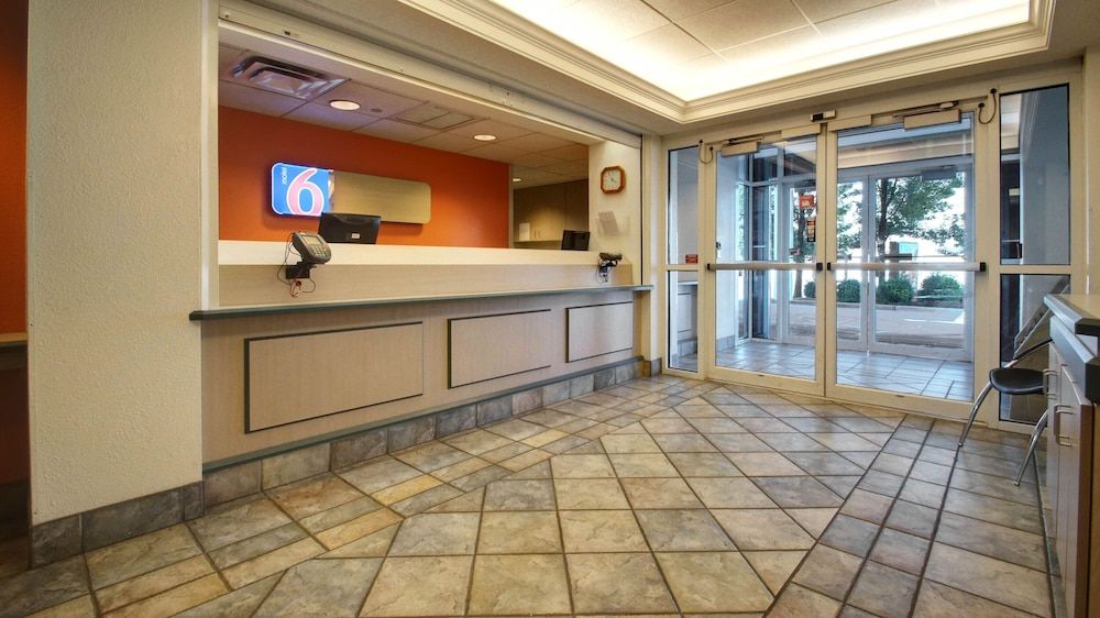 Motel 6 Lehi, UT – Thanksgiving Point 2