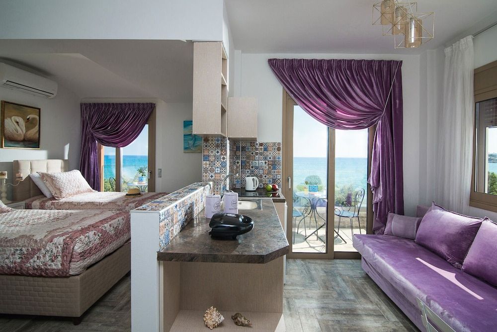 Elimia Suites & Studios -1 estrellas en Makry Gialos