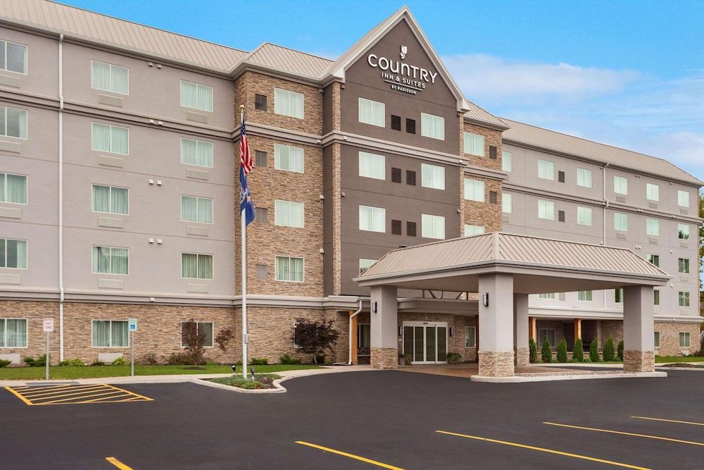 Country Inn & Suites by Radisson, Buffalo South I-90, NY -1 estrellas en West Seneca