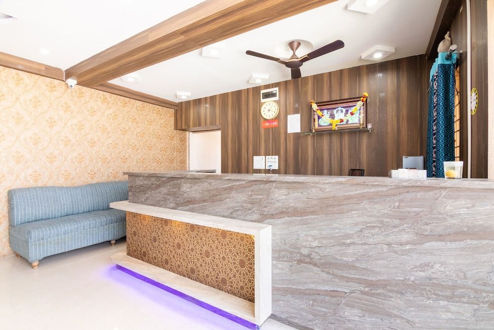 OYO 15270 Atithi Residency 2