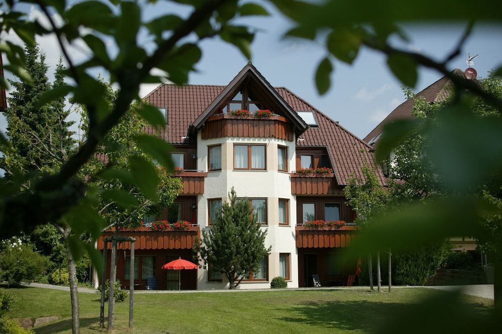 Landgasthof Löwen 3 estrellas en Neubulach